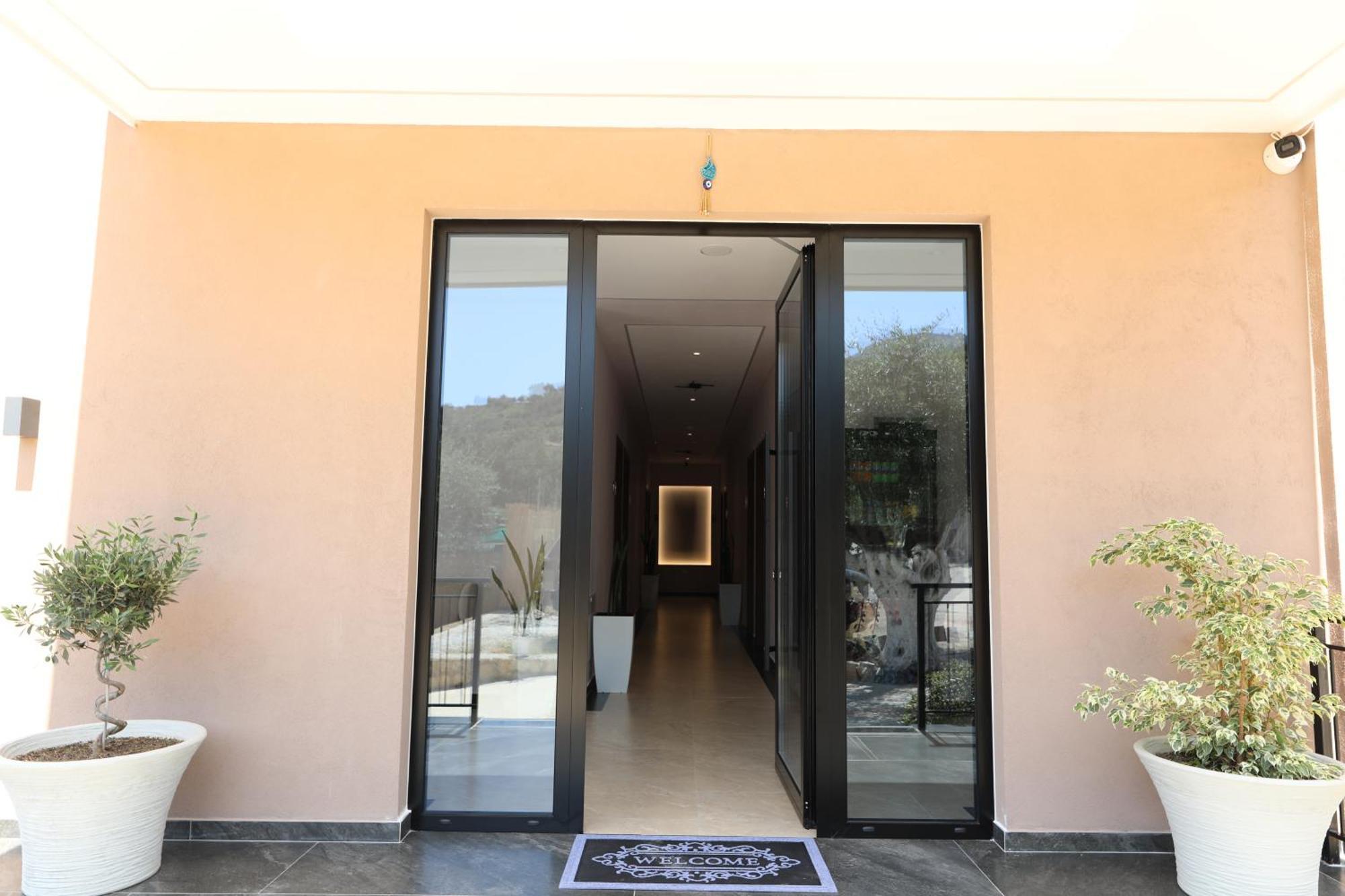 Mezzanine Bay Himare Exterior foto
