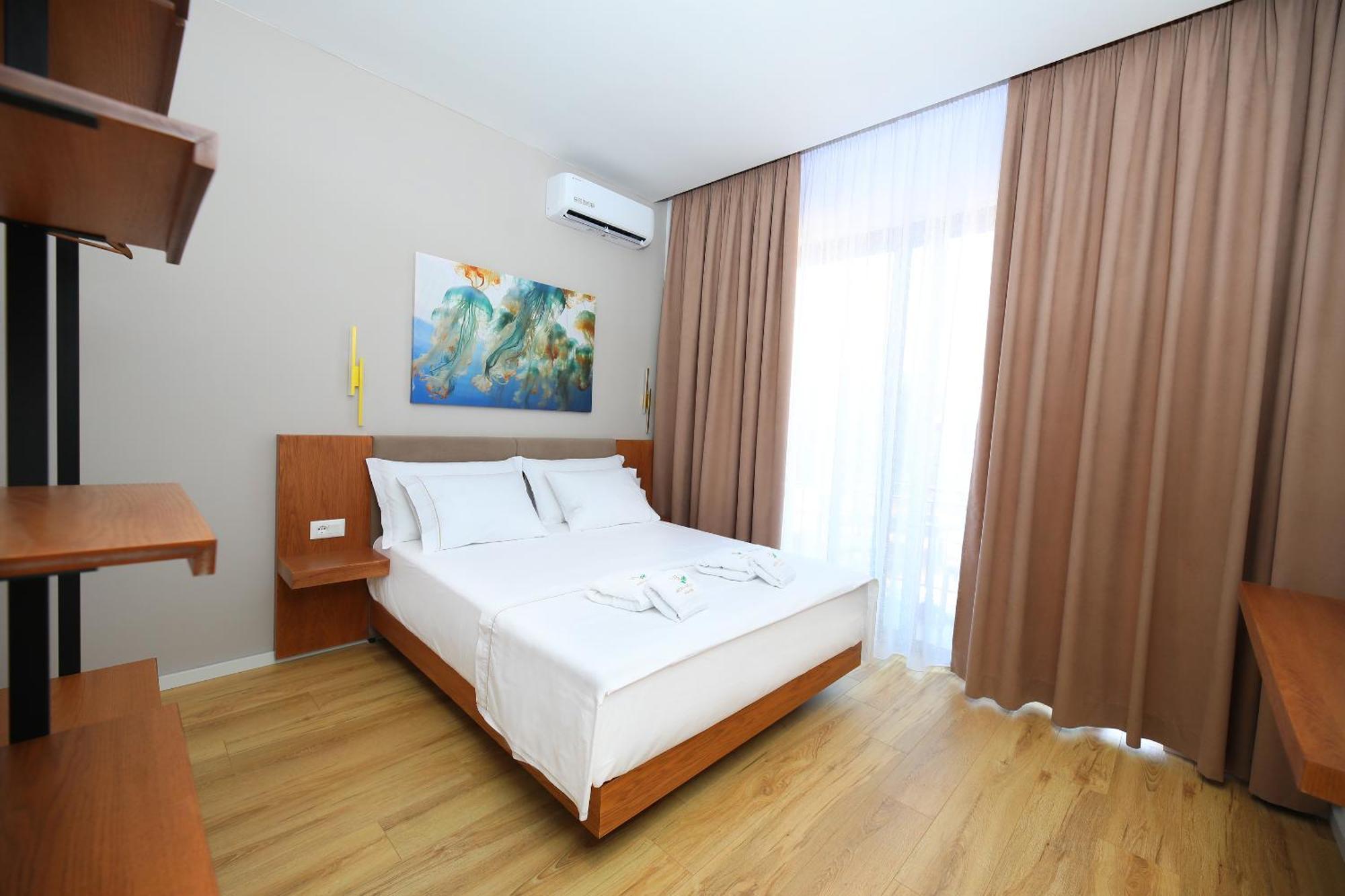 Mezzanine Bay Himare Exterior foto