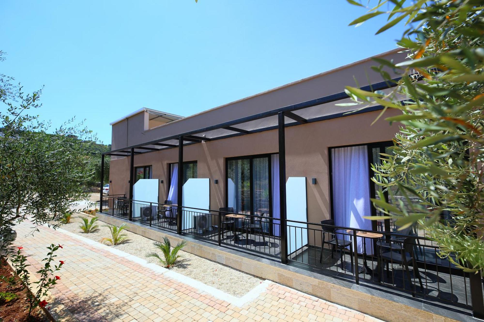 Mezzanine Bay Himare Exterior foto